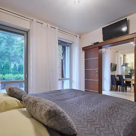 - Baltycka Apartment *